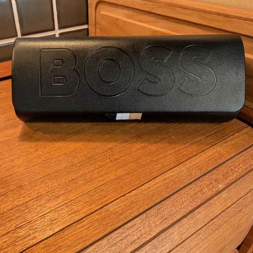 Hugo Boss Hard Case,EUC